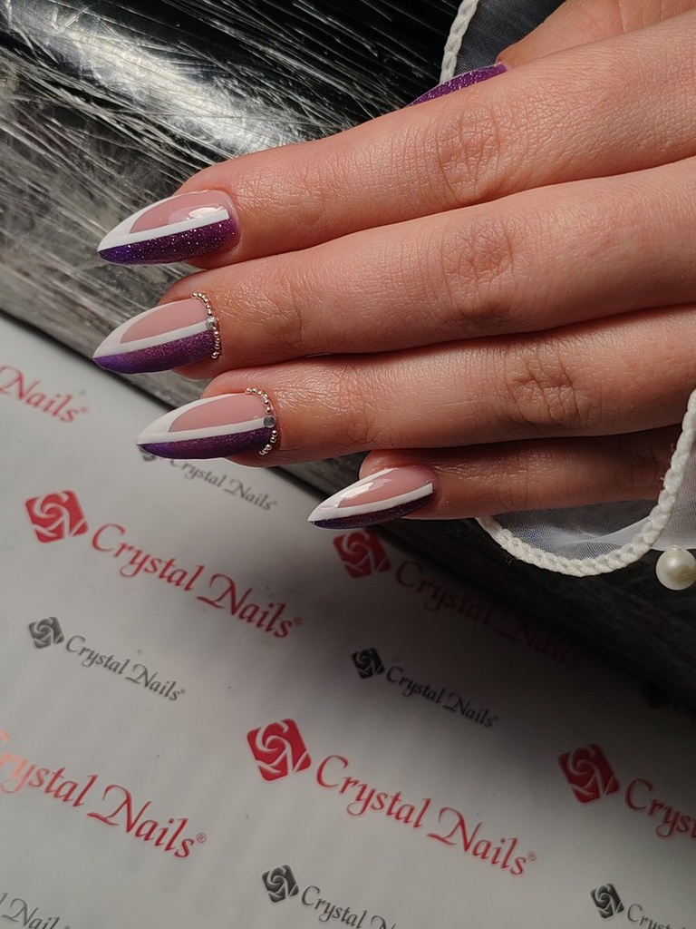 Bánréviné Akom Iuliana 