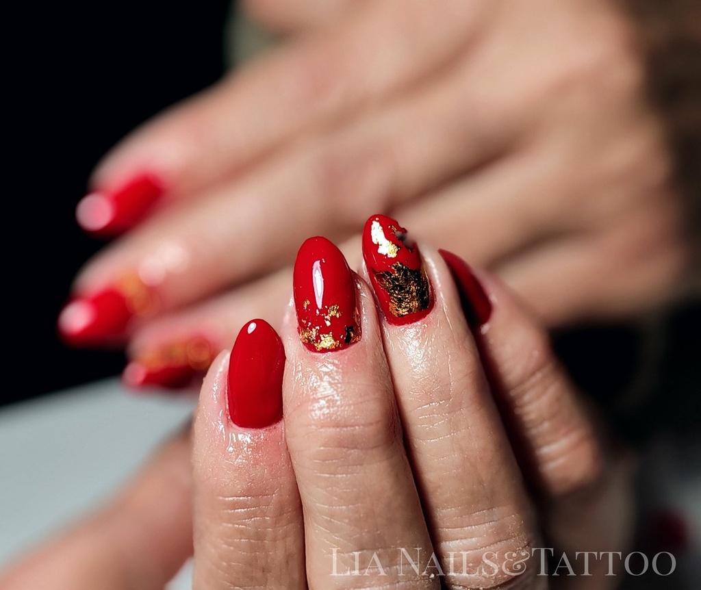 Bánréviné Akom Iuliana 